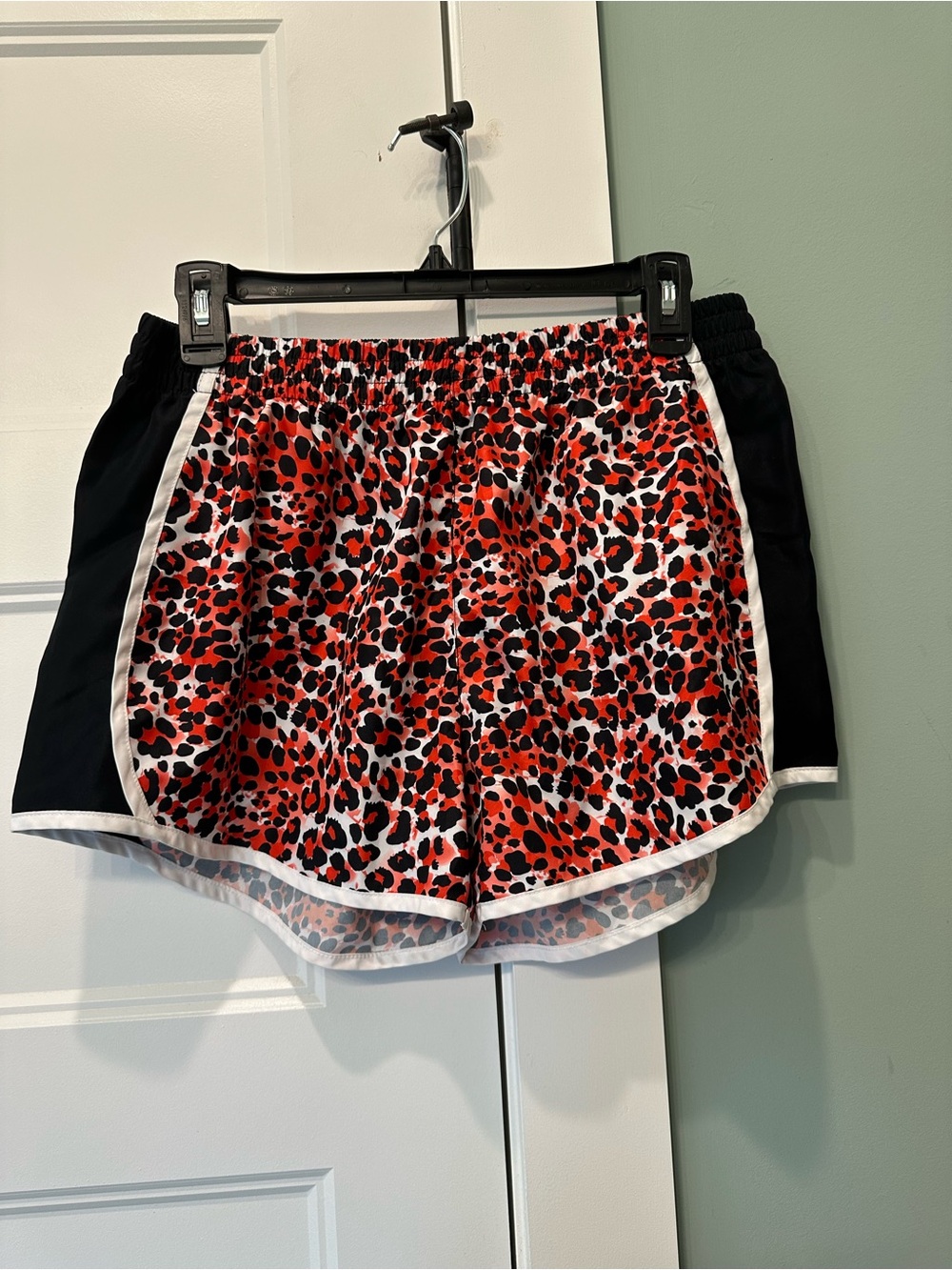 Red Leopard Print Women's Athletic Shorts